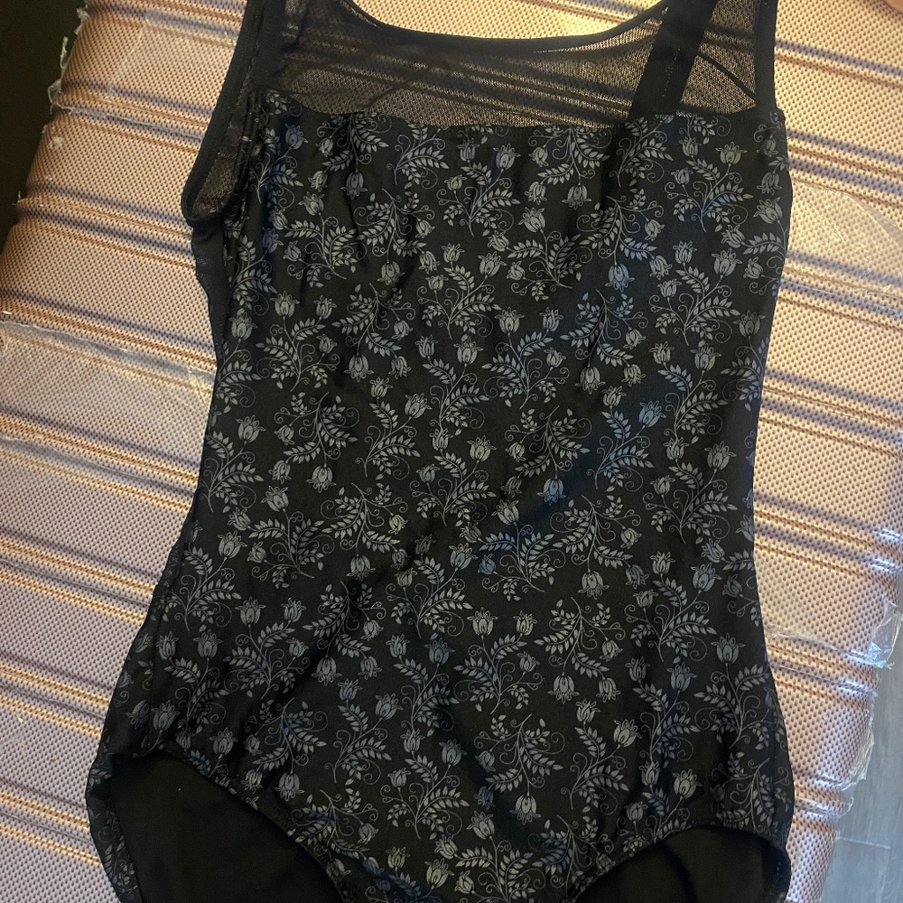 Wear moi ballet leotard